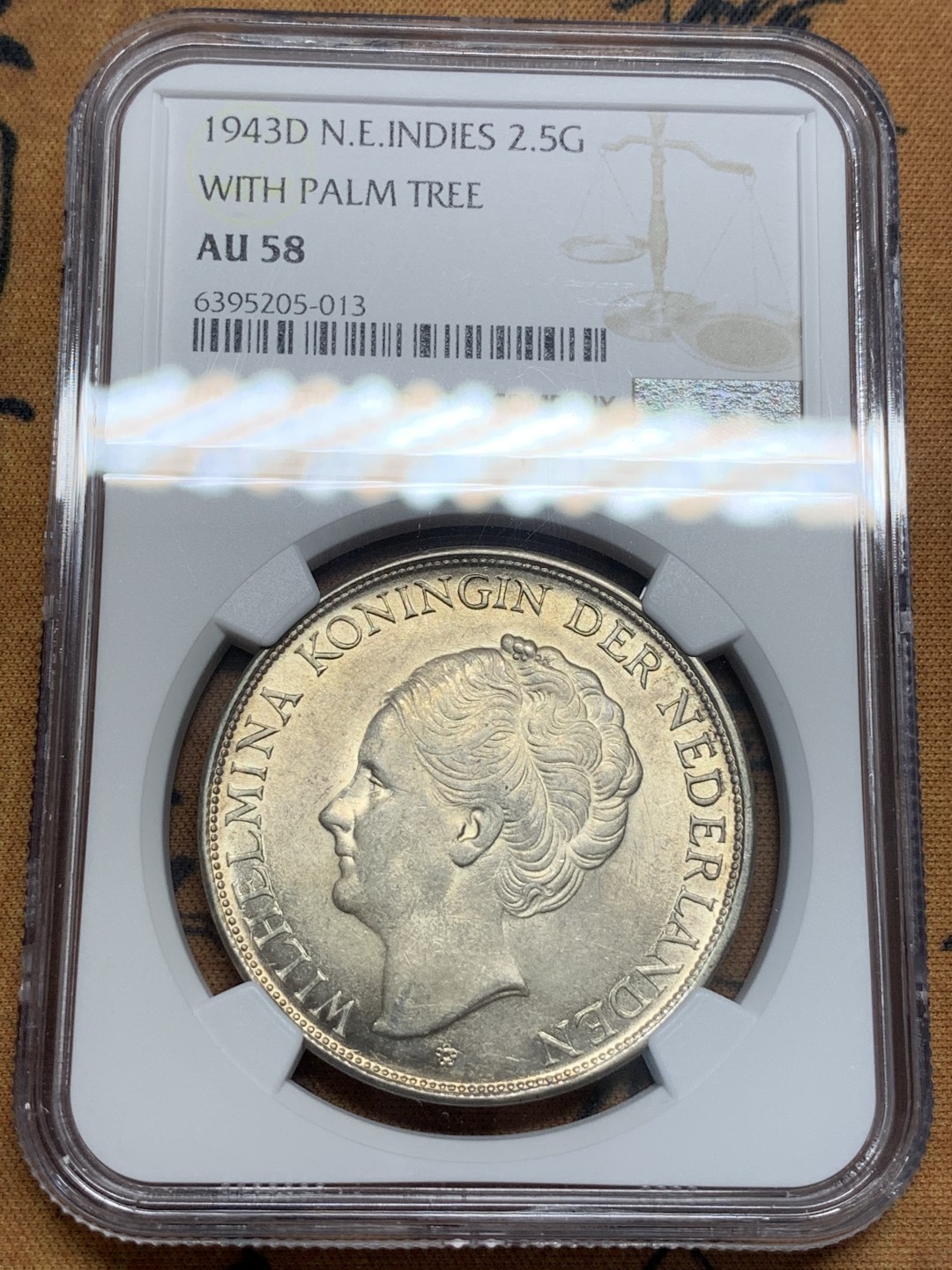 《竞宝斋》第93场-本周日，周一2场连拍（全场不限金额包邮） NGC-AU58 荷属东印度 1943年 威廉米娜女王 2.5盾大银币 原光好品 少见品种