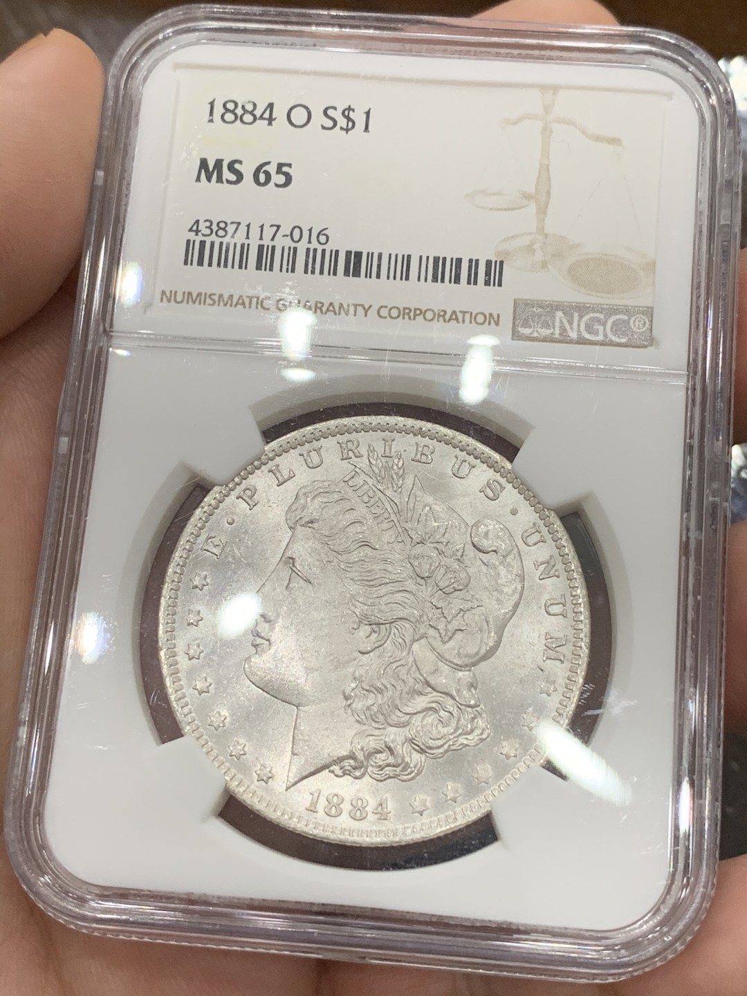 《竞宝斋》第93场-本周日，周一2场连拍（全场不限金额包邮） NGC-MS65 美国 1884年 1美元 O版摩根银币 新奥尔良造币厂 状态出色