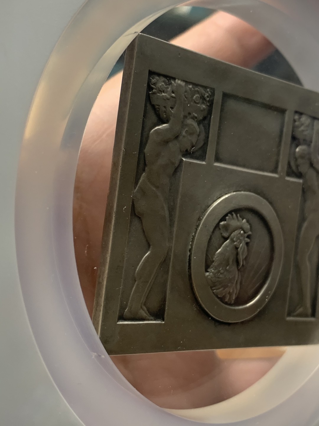 《竞宝斋》第93场-本周日，周一2场连拍（全场不限金额包邮） NGC-MS63 法国1930年代「诺尔晨报」装饰艺术大银章 首见 60X54MM 大规格  大盒封装