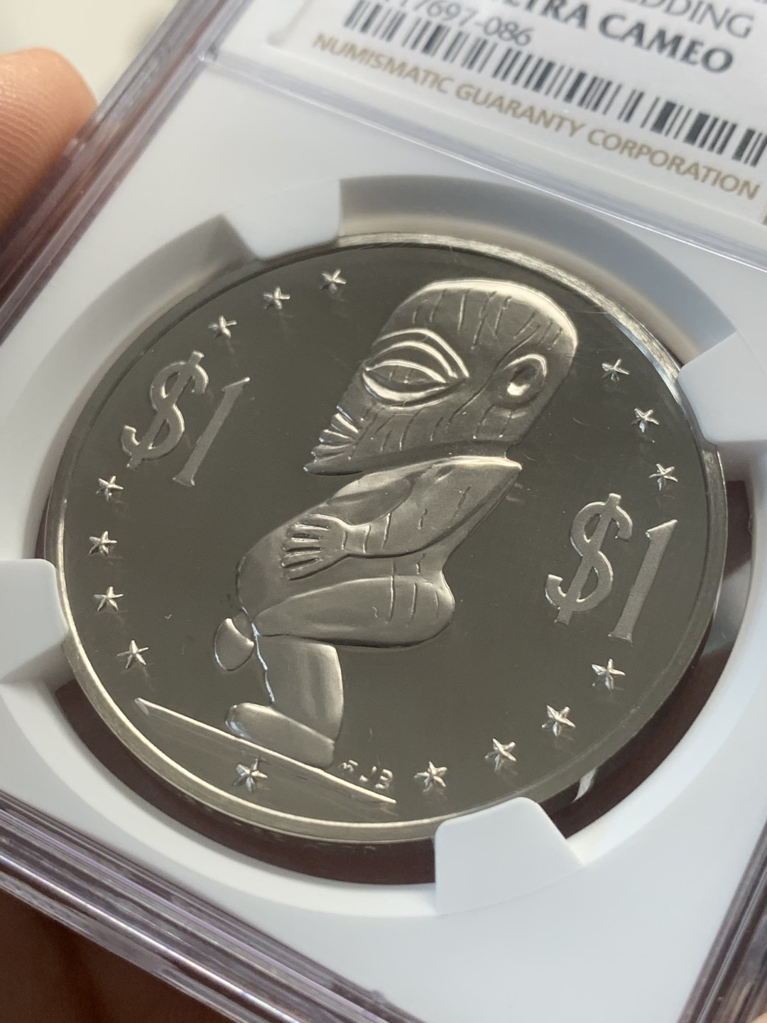 《竞宝斋》第93场-本周日，周一2场连拍（全场不限金额包邮） NGC冠军分 NGC PF69UC 库克群岛1981年精制1元 生殖崇拜图腾 精制少见  值得收藏