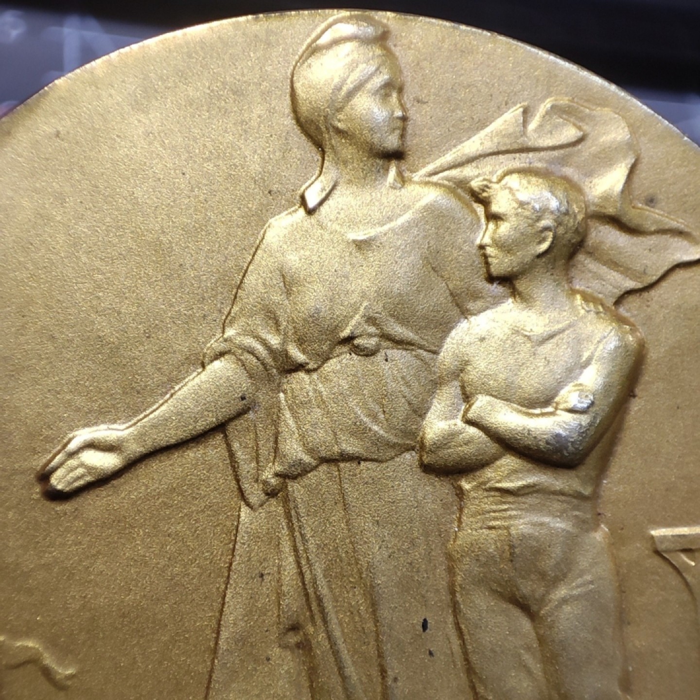 gush小明20220908周四 法国镀金铜章 边缘细小磕碰