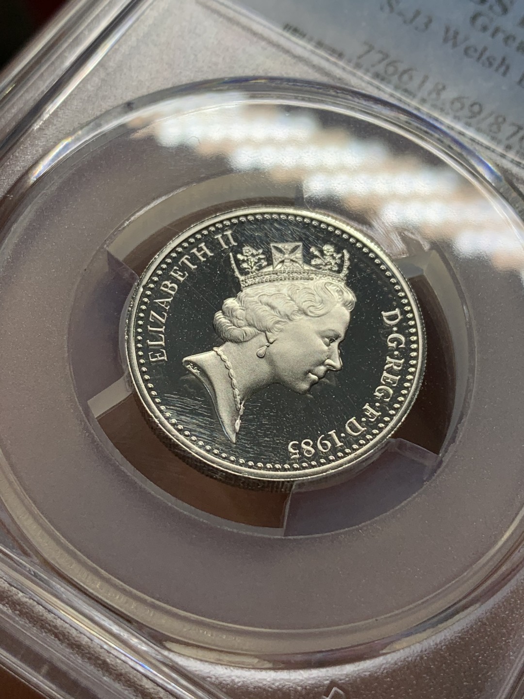 《竞宝斋》第93场-本周日，周一2场连拍（全场不限金额包邮） PCGS PR69DCAM 1985年英国精制1磅银币 完美无瑕 冠军分！