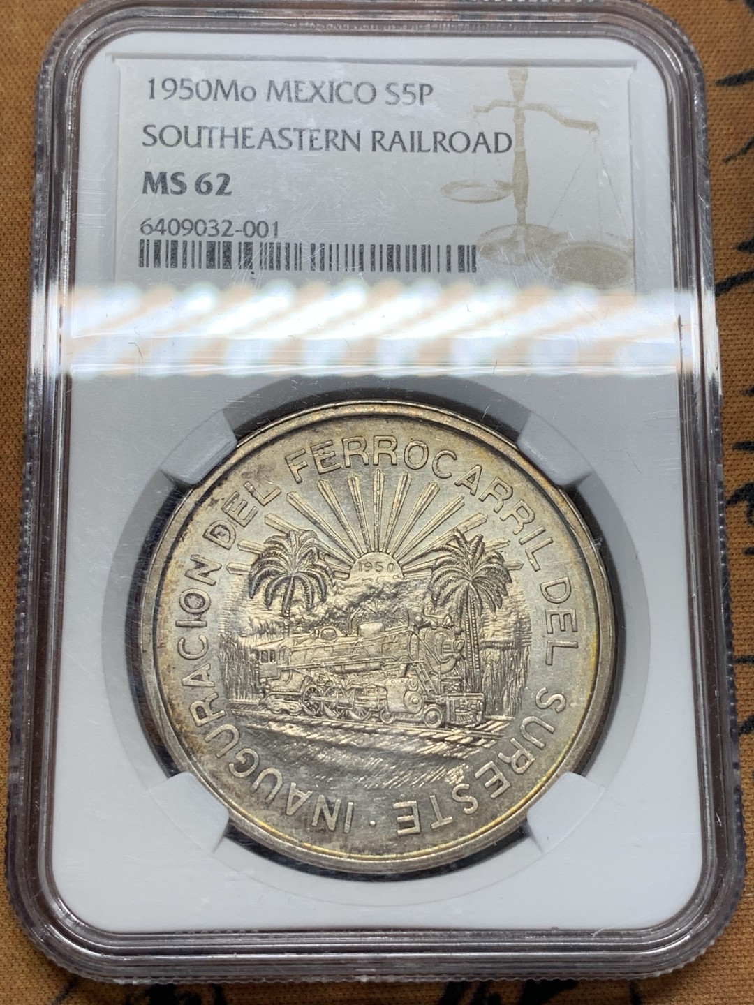 《竞宝斋》第93场-本周日，周一2场连拍（全场不限金额包邮） NGC MS62 墨西哥 1950年 南方铁路通车 5比索 大银币 比较少见品种 裸币价不低