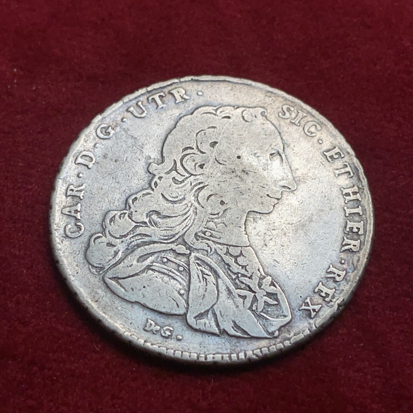 《竞宝斋》第93场-本周日，周一2场连拍（全场不限金额包邮） 1754/3年稀少骑字版 西班牙卡洛斯三世年轻的时候 意大利那不勒斯 120Grana银币 这个年代的那不勒斯币很少见，品相普遍不好，这个已经很好了 背面减重痕