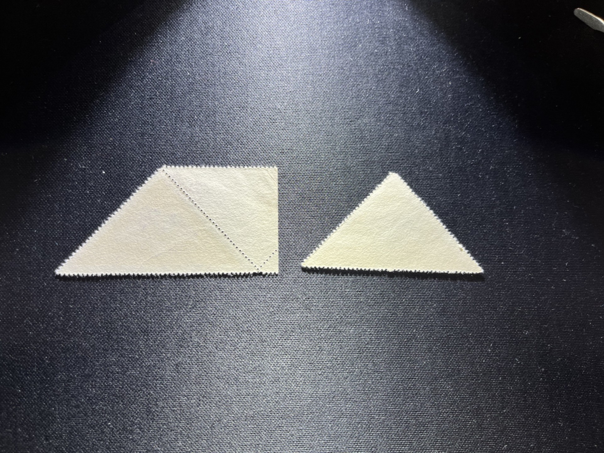 洪涛臻品 精选邮票限时拍卖第二十期 纪10和平再版新，3-2  3-3两枚，3-2软折，3-3轻微原始压痕，上品，三角票鼻祖，所有拍品包过灯，注意捡漏
