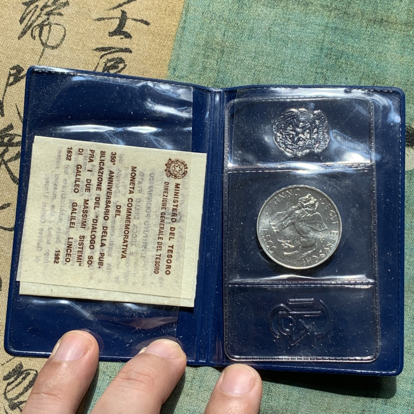 《竞宝斋》第93场-本周日，周一2场连拍（全场不限金额包邮） 原盒证书 意大利1985年 伊特鲁里亚文化年 500里拉银币 少见品种 ¥90