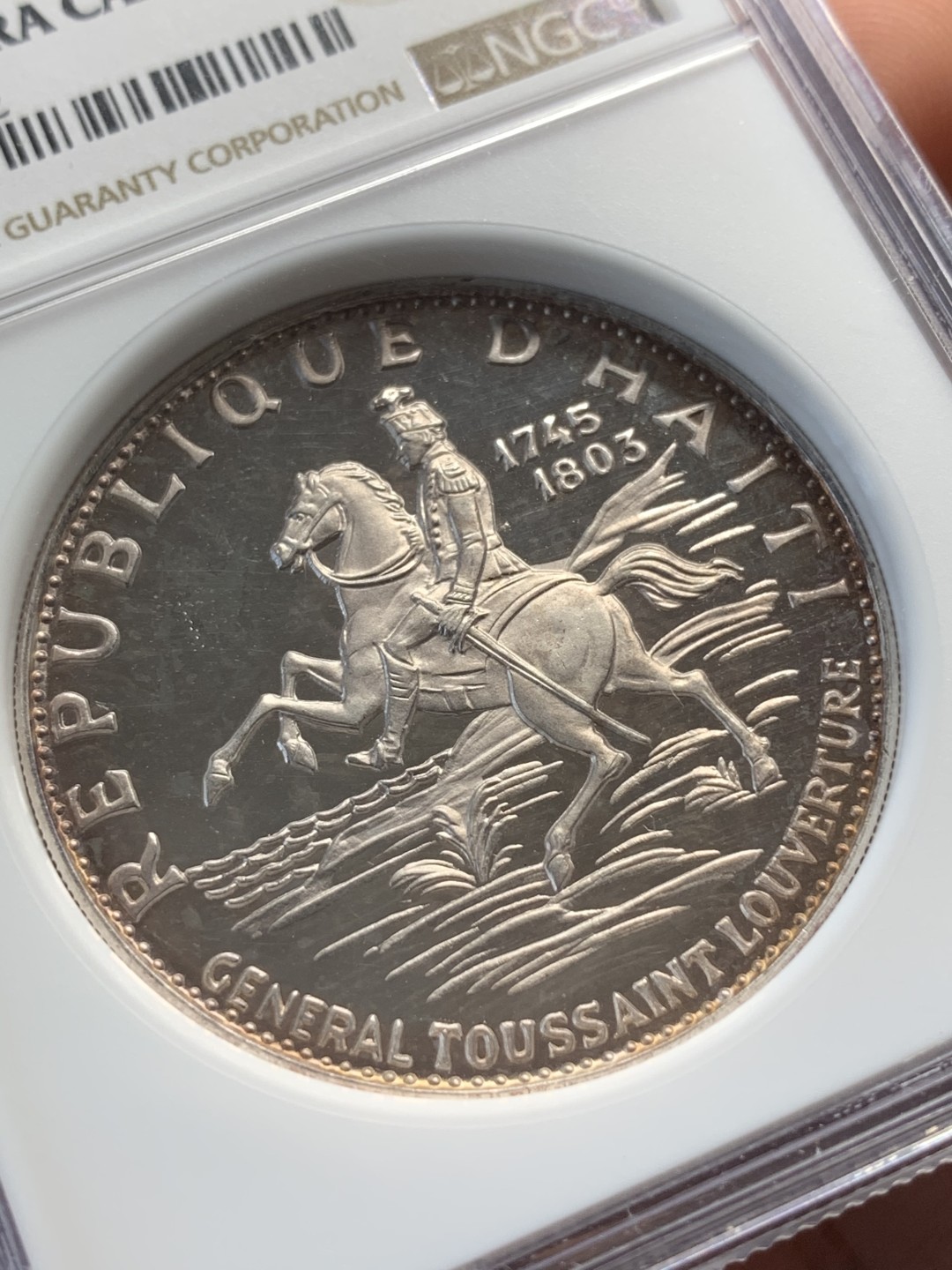 《竞宝斋》第93场-本周日，周一2场连拍（全场不限金额包邮） NGC-PF65UC 海地1970年10G将军加厚银币（带粉彩、加厚盒）发行量仅1500枚，重47.05g