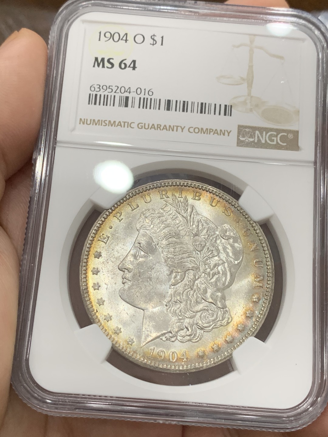 《竞宝斋》第93场-本周日，周一2场连拍（全场不限金额包邮） NGC-MS64 美国1904-O年 摩根一元大银币 环彩包浆 非常棒