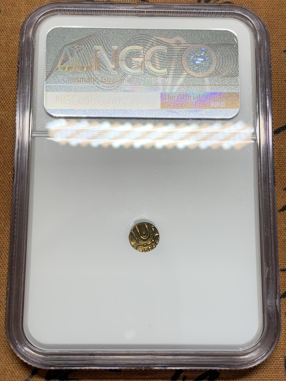 《竞宝斋》第93场-本周日，周一2场连拍（全场不限金额包邮） NGC-MS62 印度坎钦 1795年 FANAM金币 高分好品