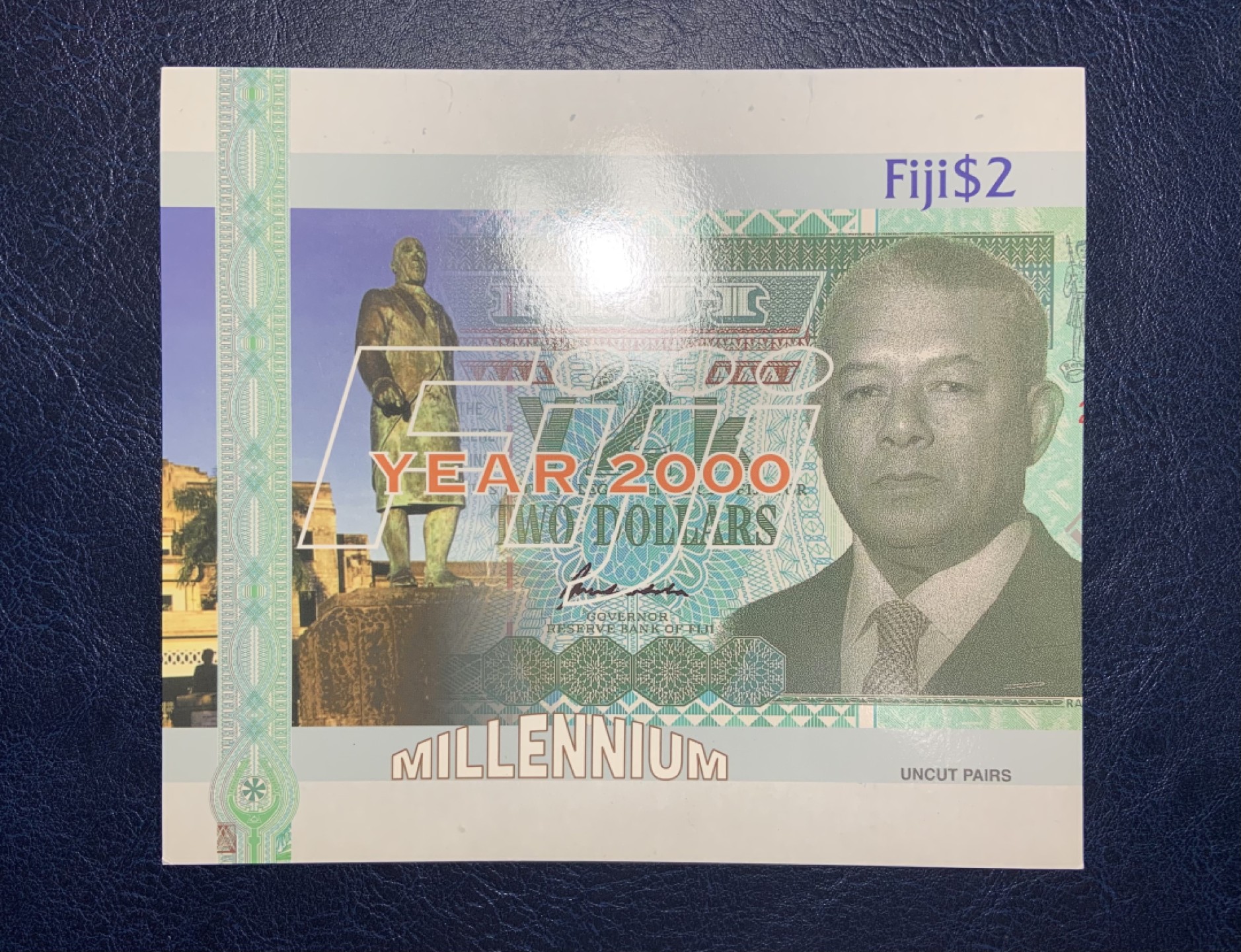 收藏联盟Quantum Auction 第189期中秋拍卖(已更新) 斐济2000年2元千禧年纪念2连体钞 品相全新UNC 带原册
