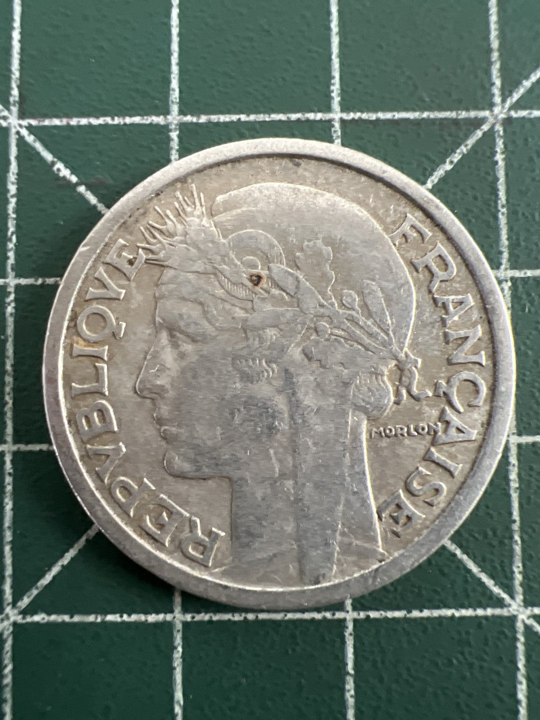 泡泡堂第八十期  世界硬币纪念章邮票专场（无押金，无佣金，捡漏，全场20包邮，偏远地区除外） 法国1949年2法