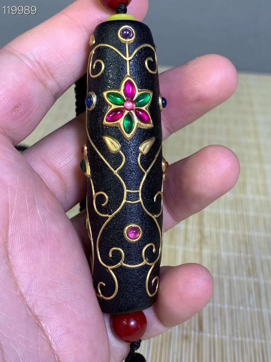 玛瑙嵌银鎏金镶宝石天珠项链