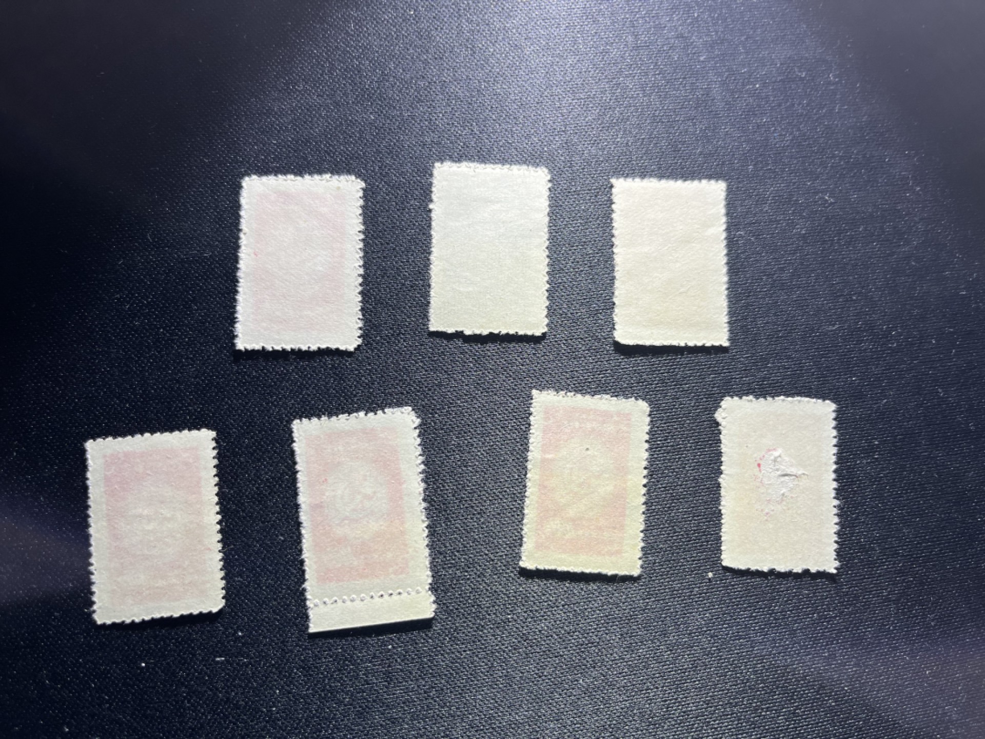 洪涛臻品 精品邮票限时拍卖第二十一期 纪15劳动节上上品一套，轻微小软折，外加4枚上品如图