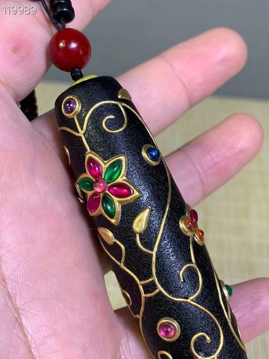 玛瑙嵌银鎏金镶宝石天珠项链
