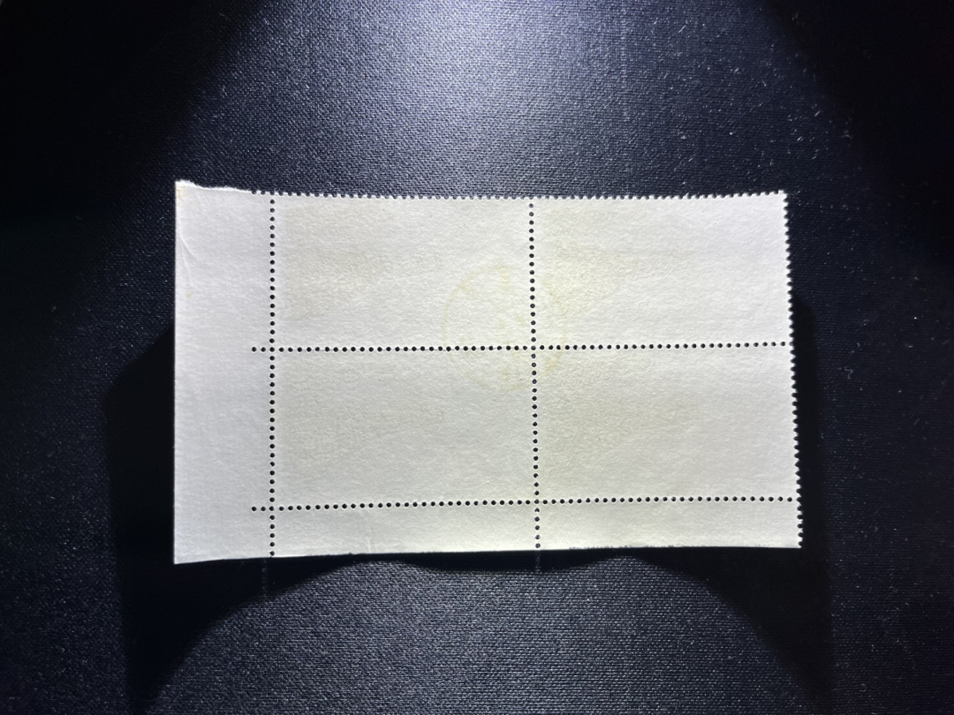 洪涛臻品 精品邮票限时拍卖第二十一期 纪104无产者联合 2-2盖销，右下直角边，4方连一组，老纪特精品票，版撕全品嘎嘎绝，热门品种，新票价格高，盖销全品值得收藏，真正的版撕品质，撕口很新，所有拍品包过灯，全品可评级，注意捡漏