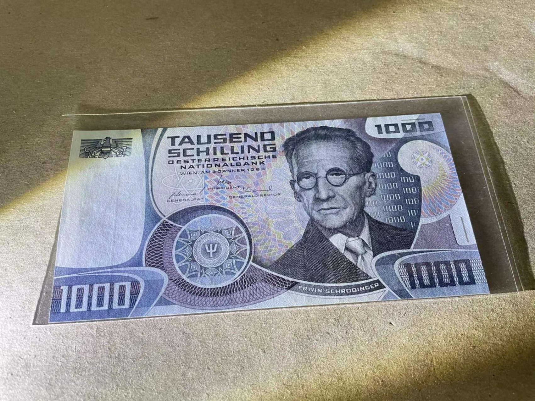 【Blue Auction】✨世界纸币精拍第222期 ——冠军舍那 奥地利 1983年1000先令 薛定谔 AU品相
