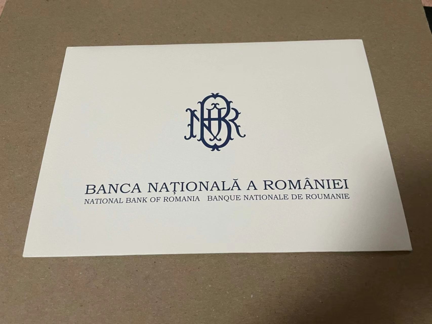 【Blue Auction】✨世界纸币精拍第222期 ——冠军舍那 【无47】罗马尼亚2019年100列伊 带原装册 全新UNC