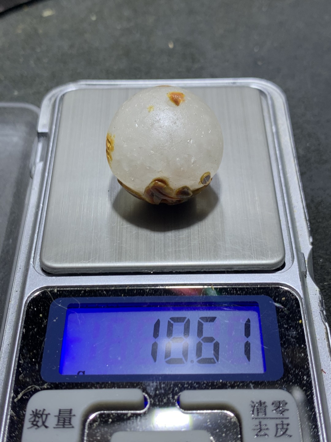 精美亚光冰飘战国红玛瑙雕刻竹子珠一颗！寓意：节节高升，