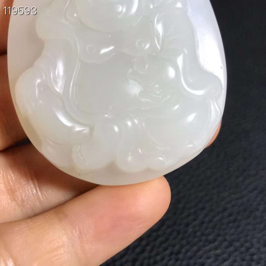 和田玉佛牌