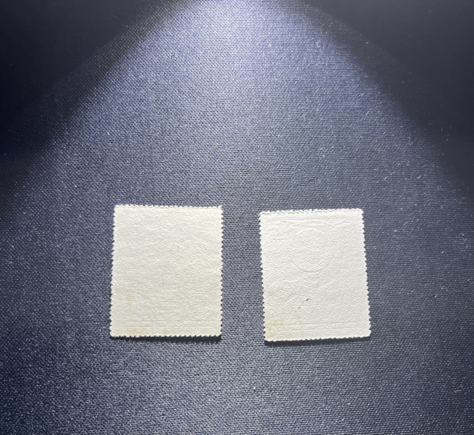 洪涛臻品 精品邮票限时拍卖第二十一期 纪58大炼钢铁 盖销  3-1  3-2两枚，顺戳，版撕全品，可评级，非常受欢迎的品种，邮票图案设计立体感十足，爱不释手！！！全品可评级，所有拍品包过灯，注意捡漏