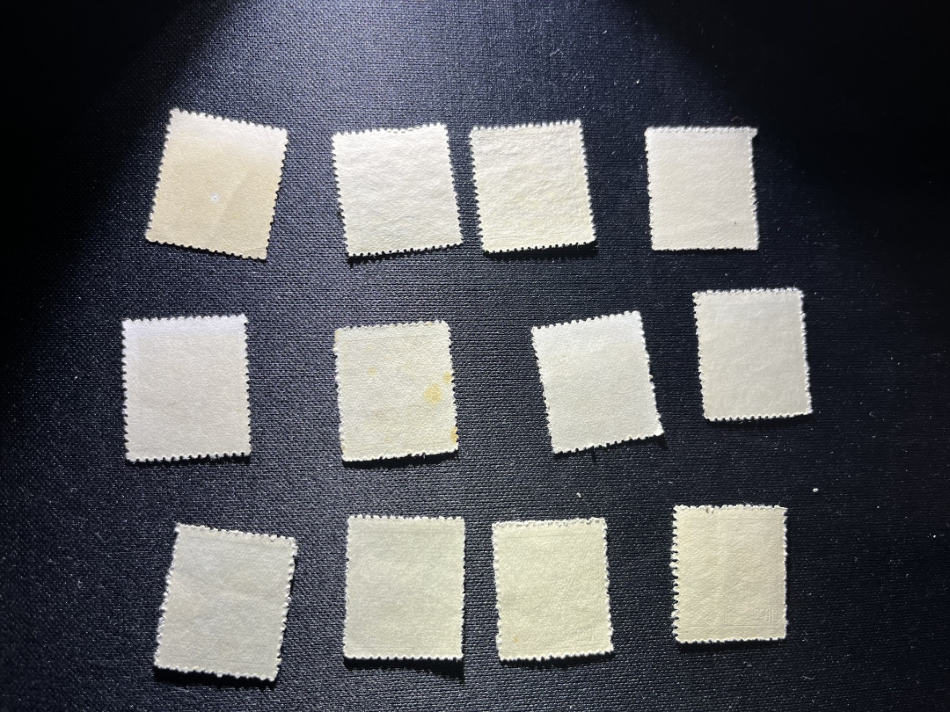 洪涛臻品 精品邮票限时拍卖第二十一期 民国孙中山像12枚，部分上品，部分近全品。