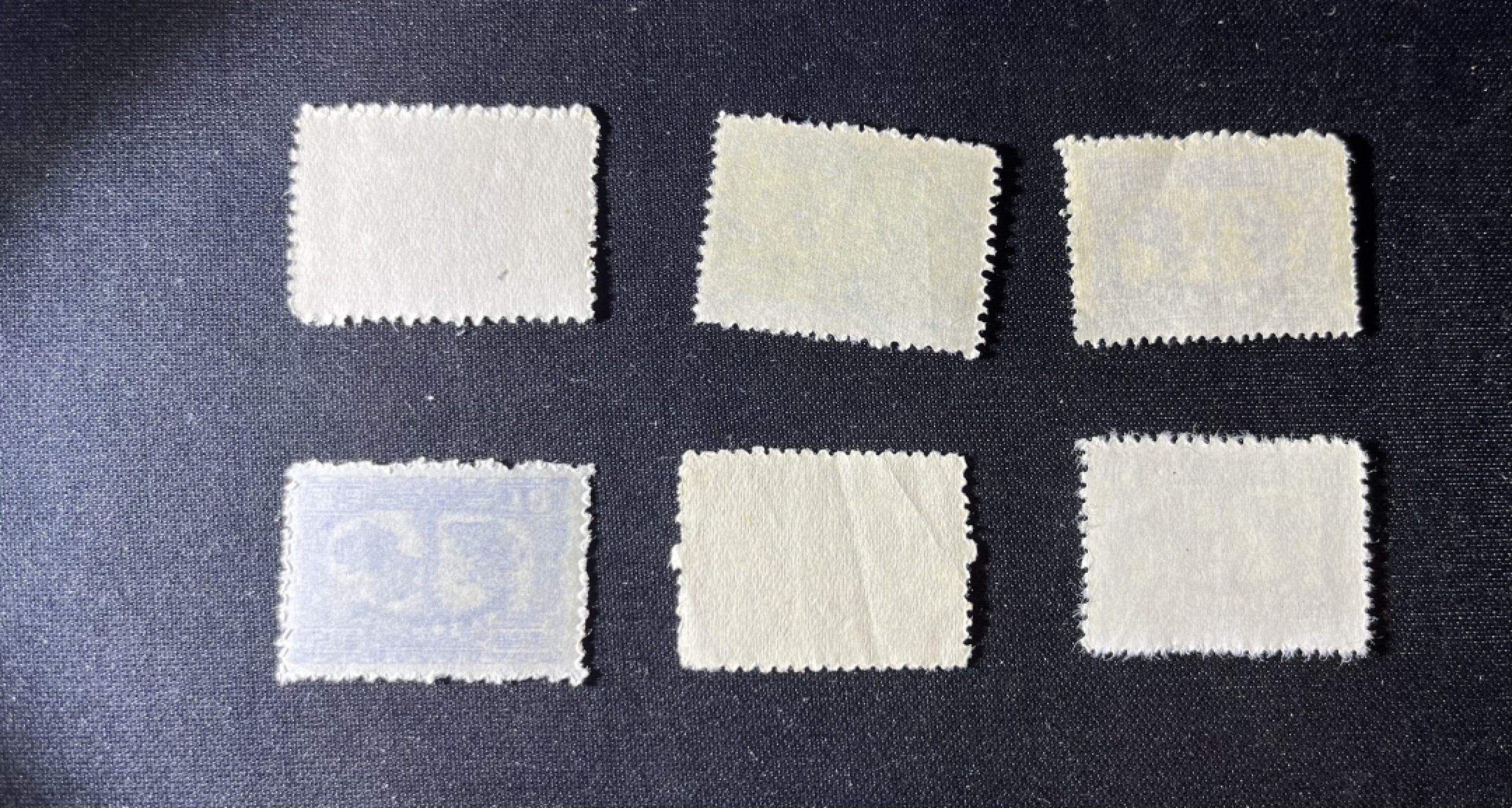 洪涛臻品 精选邮票限时拍卖第二十期 华东解放区邮票6枚一组，部分上品，部分近全品，解放区邮票比较热门，包真包原票，注意捡漏