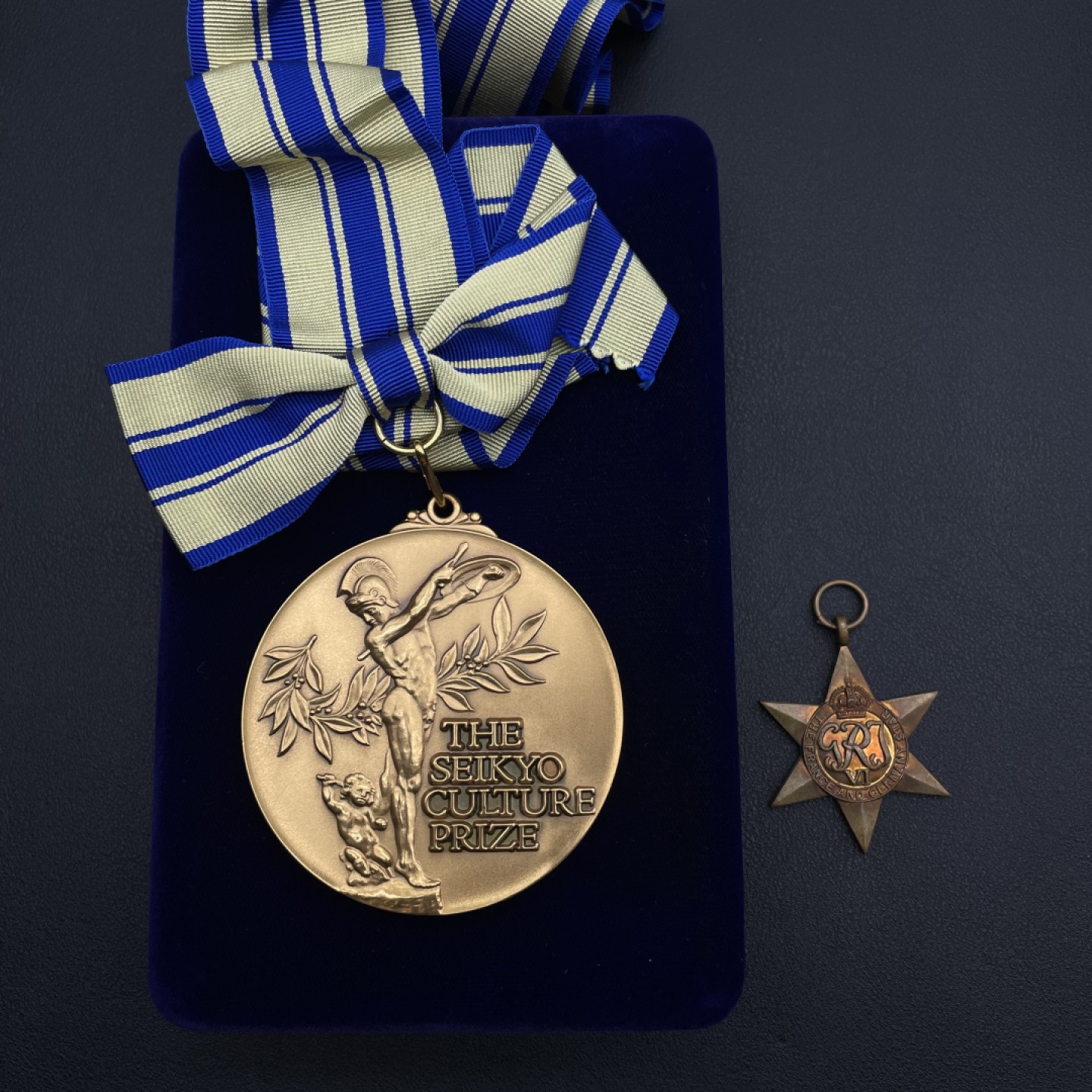 勋章奖章交易所9月10日群拍 圣教新闻社纪念章