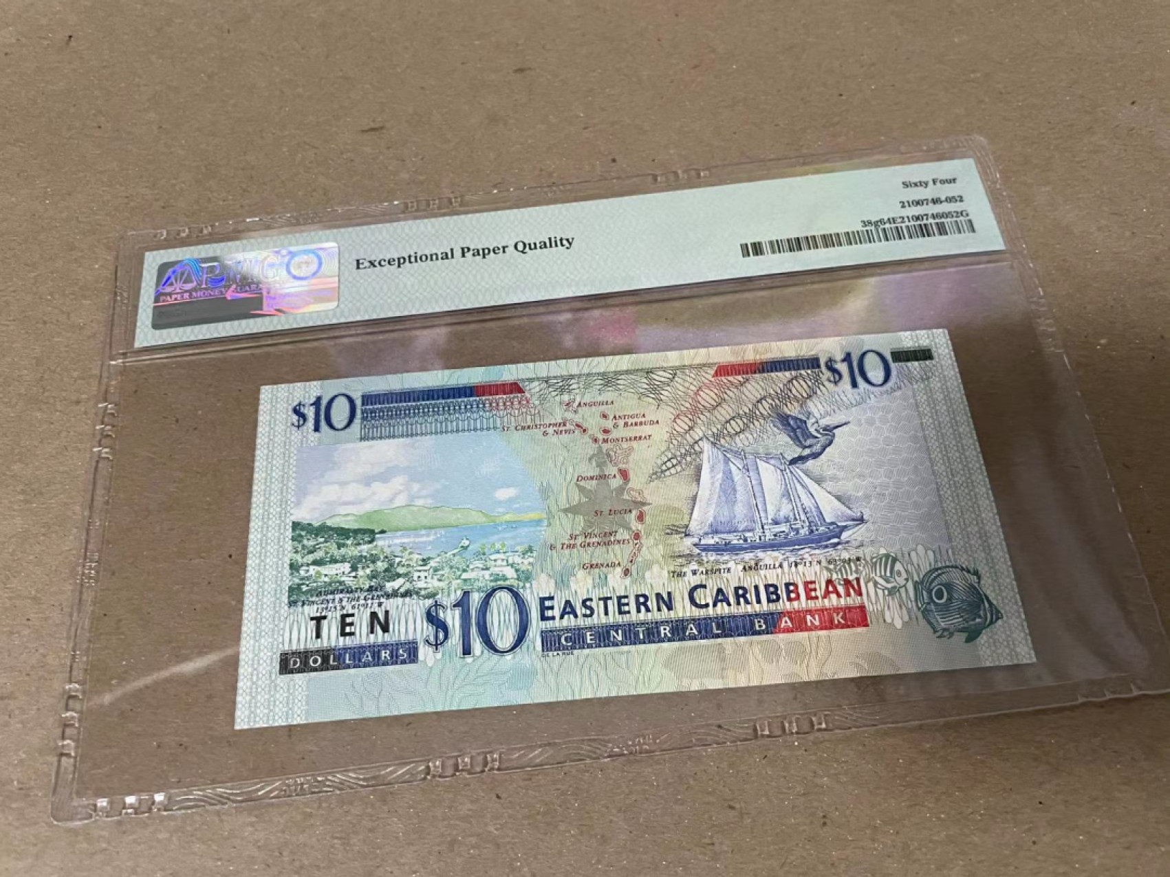 【Blue Auction】✨世界纸币精拍第222期 ——冠军舍那 东加勒比 2000年10元 PMG64EPQ 女王