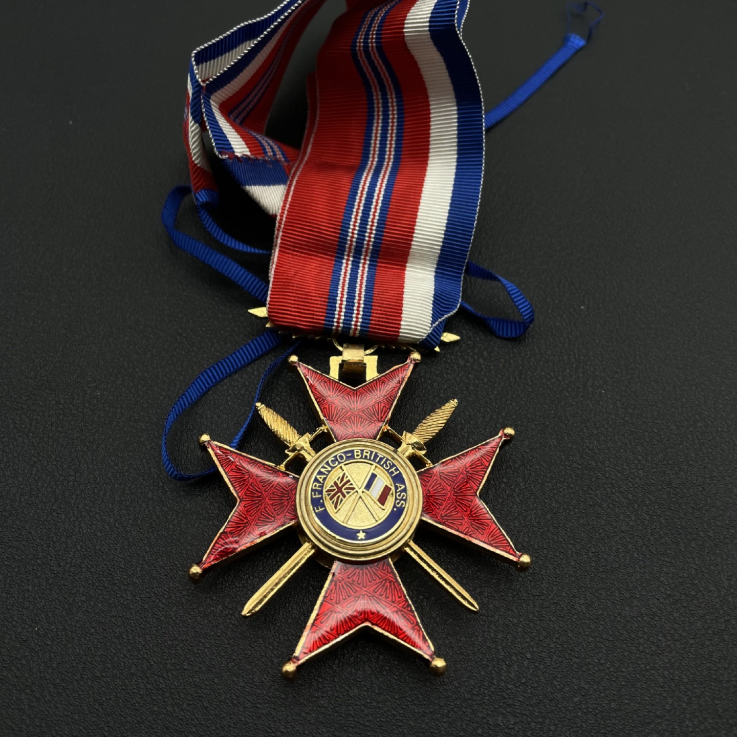 勋章奖章交易所9月10日群拍 英法老兵协会指挥官级纪念章