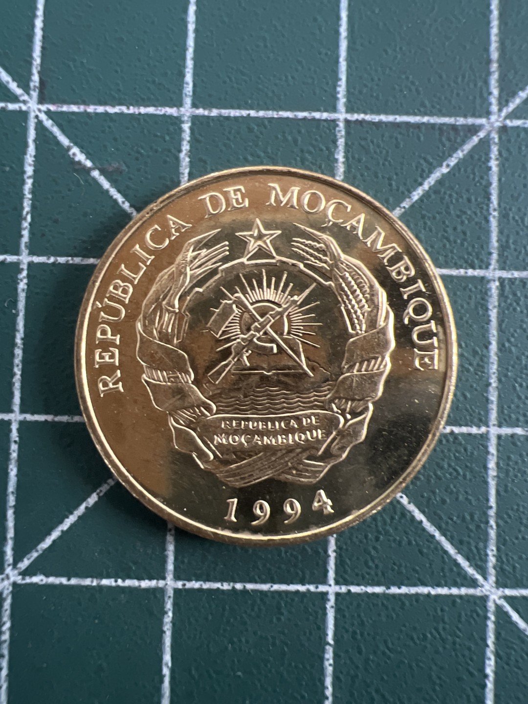 泡泡堂第八十三期  世界硬币邮票专场（无押金，无佣金，捡漏，全场20包邮，偏远地区除外） 莫桑比克全新