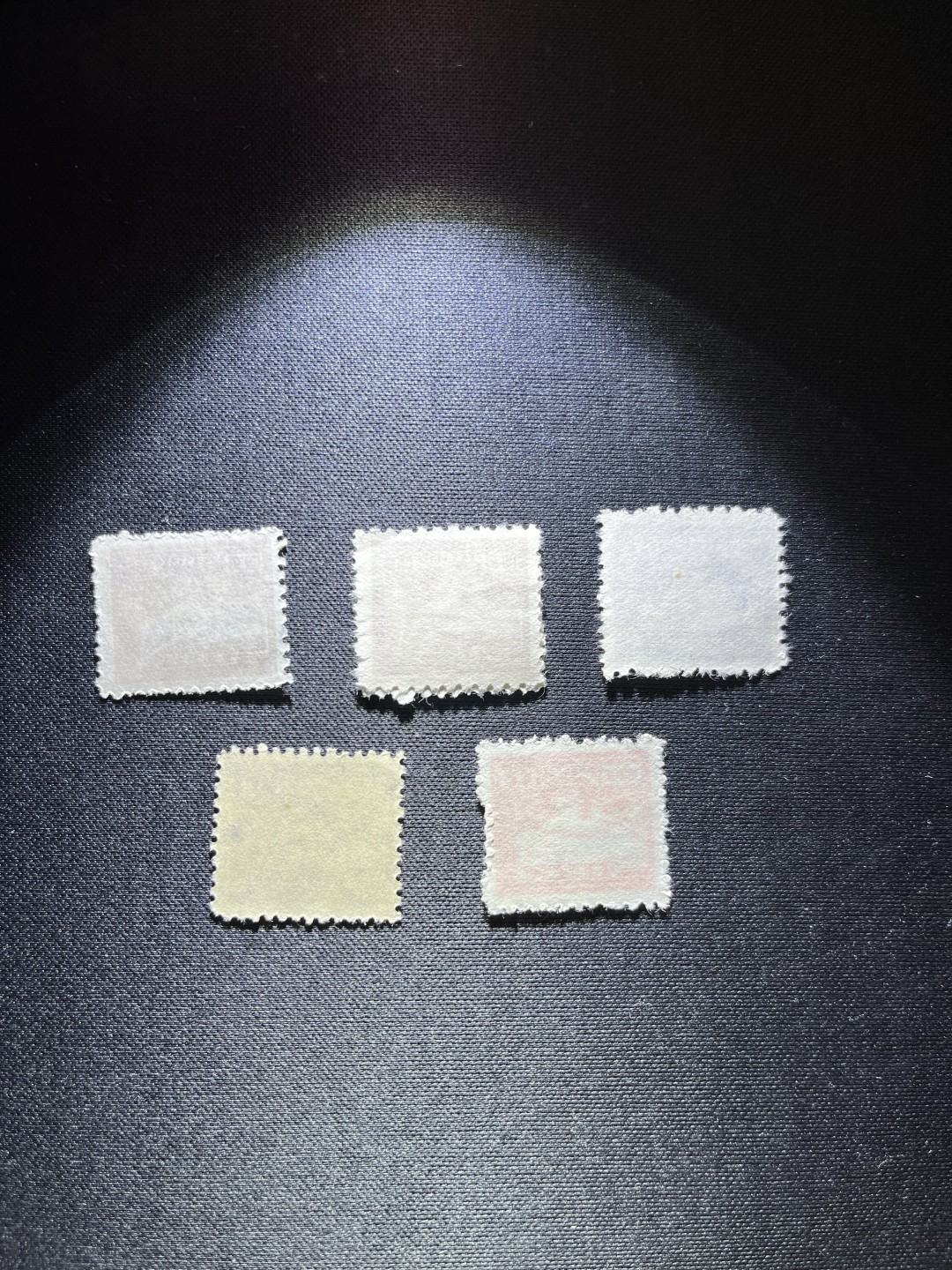 洪涛臻品 精选邮票限时拍卖第二十二期 华东解放区区票6枚新，上品，小小草纸票保存至今非常不容易，后面没什么货，随时售缺，注意捡漏