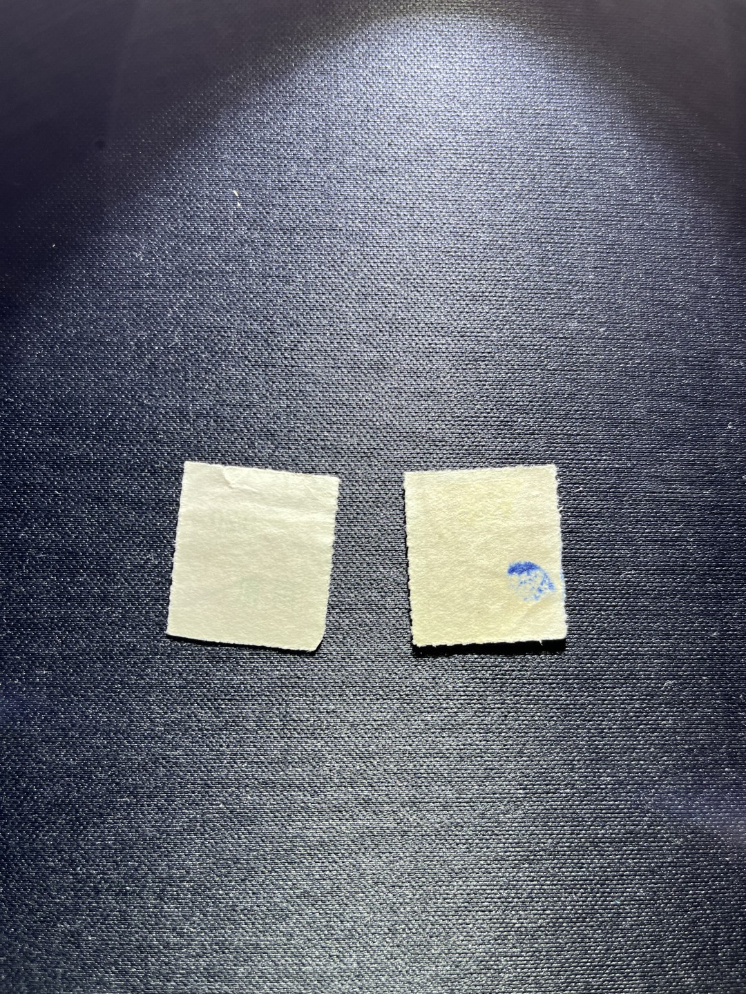 洪涛臻品 精选邮票限时拍卖第二十三期 区票加字改值邮票一枚，有裂口，限地区贴用邮票一枚，喜欢不要错过，所有邮票包老包真，注意捡漏