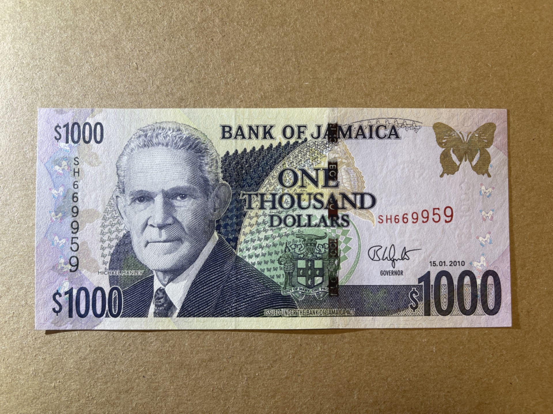 《张总收藏》72期——外币经典 牙买加1000元 UNC 2010年