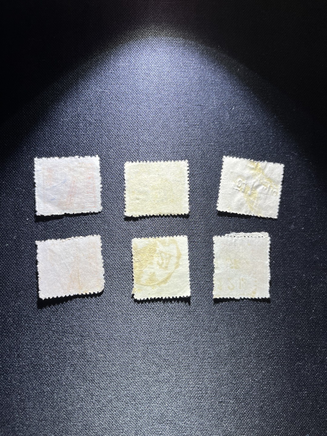 洪涛臻品 精选邮票限时拍卖第二十三期 普票盖销地名戳邮票几枚，1枚孙像，重庆，甘肃，贵州等，喜欢戳的老板不要错过