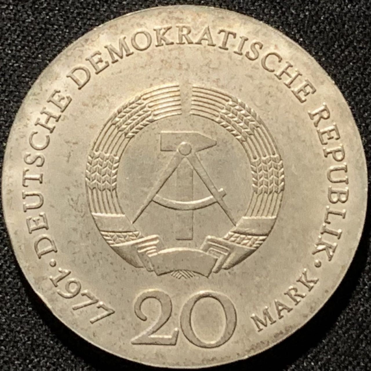紫瑗钱币——第206期拍卖 民主德国 1977年 卡尔·弗里德里希·高斯诞辰200周年 20马克 20.9克 0.5银