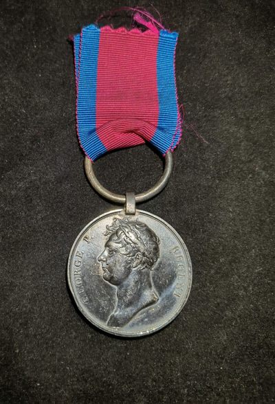 号角文化中秋特拍专场 - 英国滑铁卢战役奖章 银制 早期代章（授勋者自己购买，上衣服或者联挂，官方制作非复刻） 带边铭 Thomas Coats, 2nd Batt. Grenad. Guards.