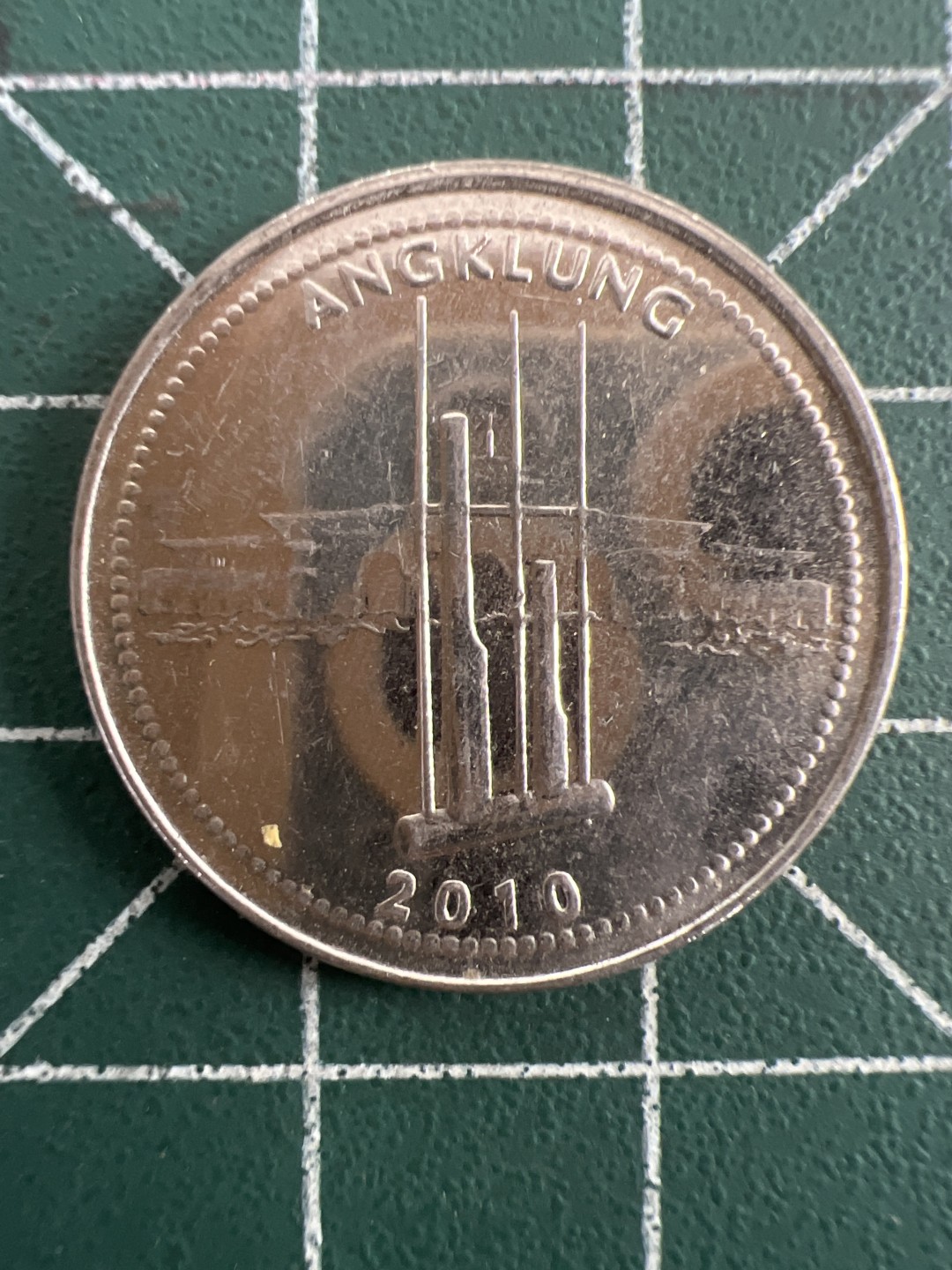 泡泡堂第100期  世界硬币纪念章专场（无押金，无佣金，捡漏，全场20包邮，偏远地区除外） 印尼1000卢比