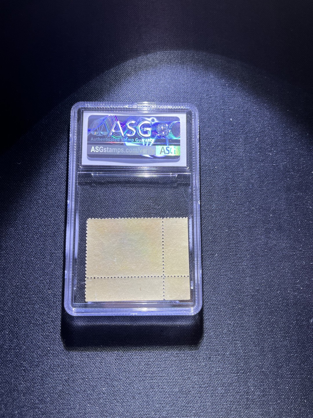 洪涛臻品 精选邮票限时拍卖第二十四期 宣统登基邮票新  总筋3分 ASG85分一枚，OG，左下直角边一枚，撕大块送评，边纸，背胶润，齿孔饱满，高配版85分，状态极佳，105最严格出分，可以砸壳博90分。3分总筋，拍完就没了，注意捡漏