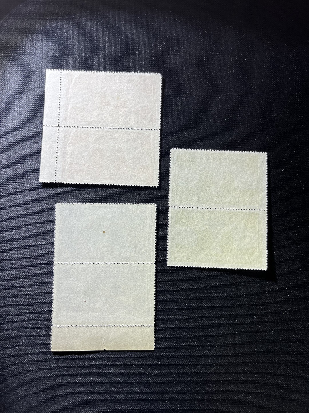 洪涛臻品 精选邮票限时拍卖第二十四期 纪8中苏新全2套，上下2连，版撕全品，带轻微原始压痕，简单处理一下就毫无瑕疵，纪特经典套票，所有拍品包过灯，注意捡漏！
