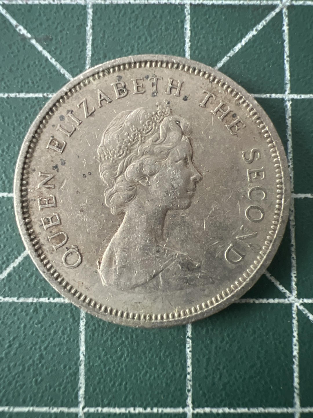 泡泡堂第八十六期  世界硬币纪念章邮票专场（无押金，无佣金，捡漏，全场20包邮，偏远地区除外） 香港女王一元