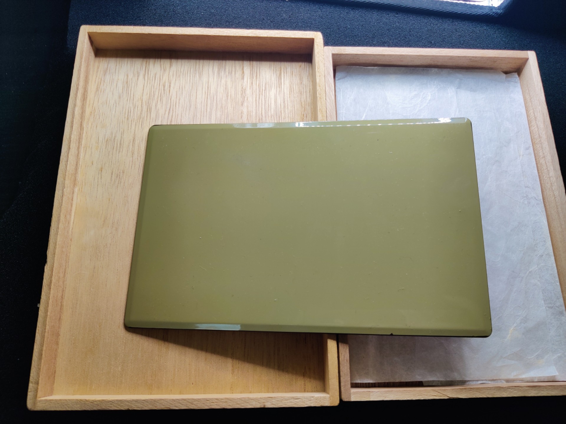 全场0元起拍 咸鱼国勋章拍卖专场 日本 叙勋纪念漆器 皇室菊花纹样式