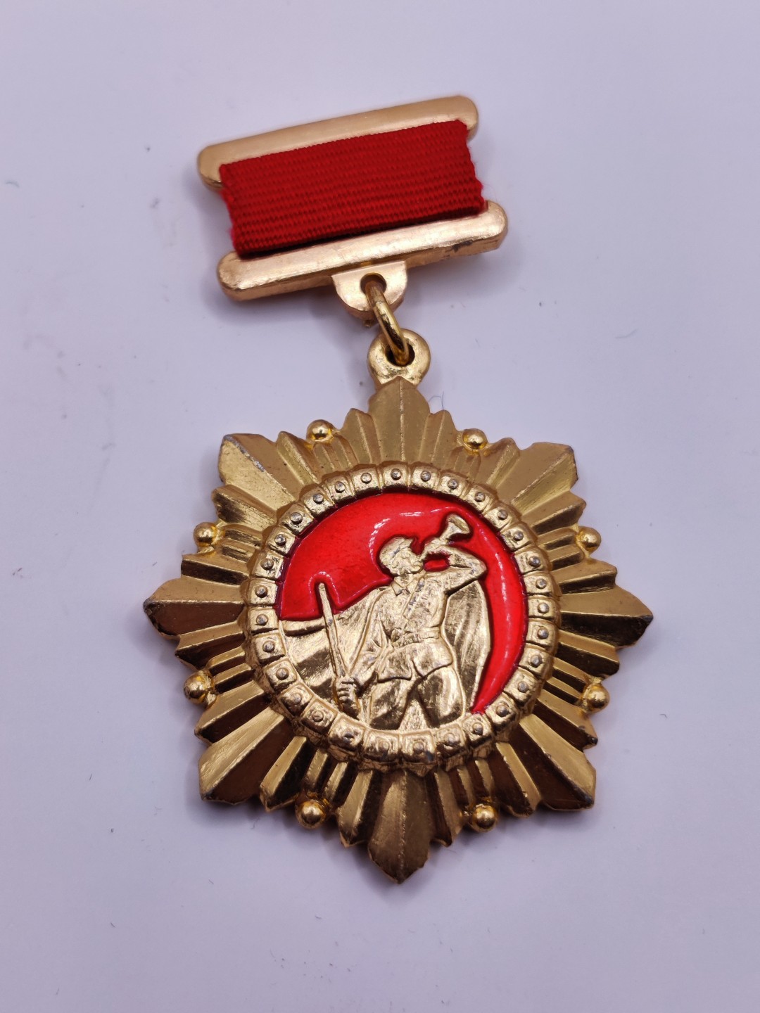 全场0元起拍 咸鱼国勋章拍卖专场 朝鲜祖国解放奖章