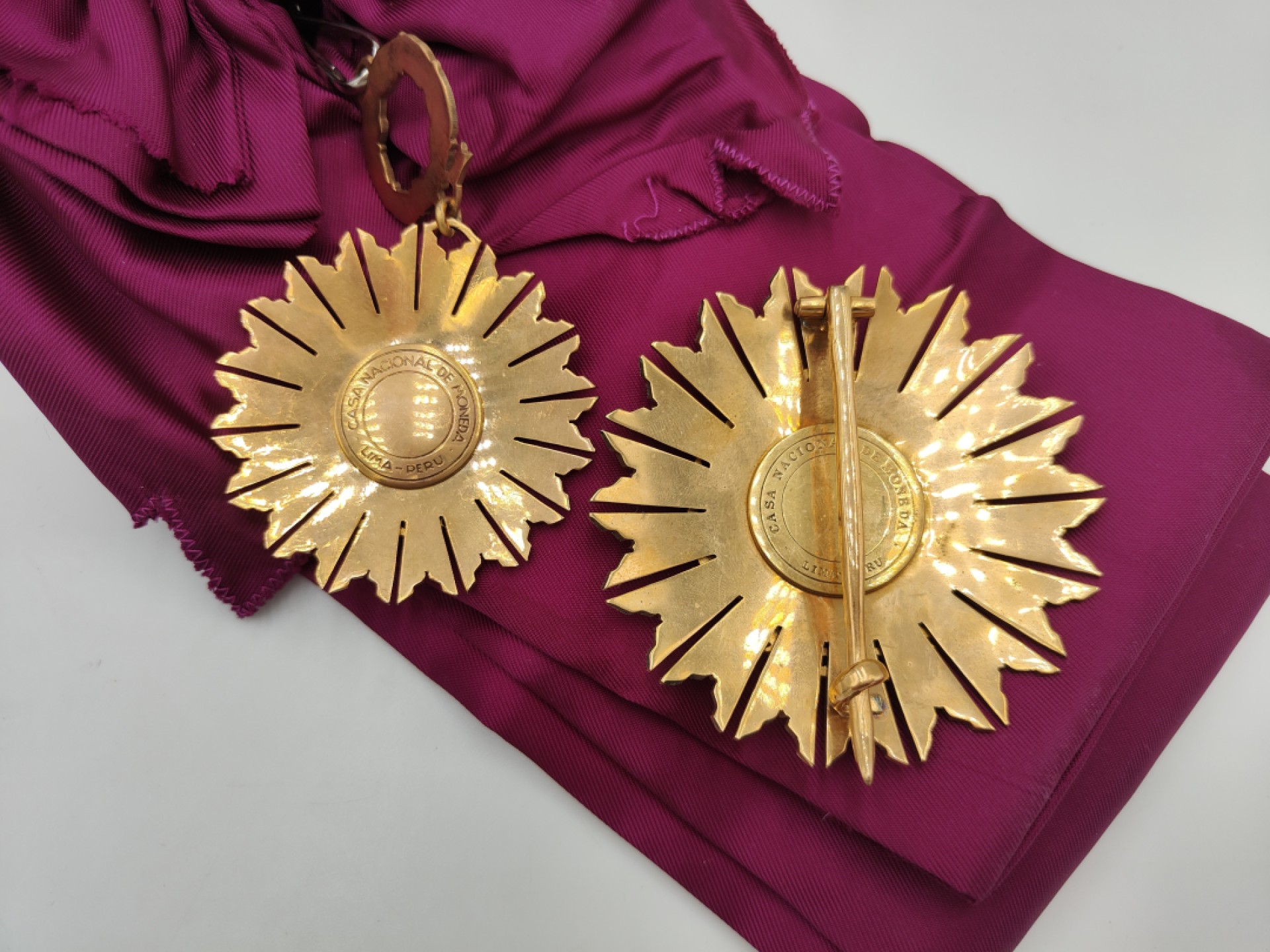 全场0元起拍 咸鱼国勋章拍卖专场 秘鲁太阳勋章 大绶章 秘鲁最高荣誉勋章