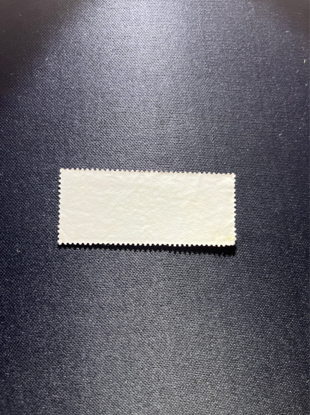 洪涛臻品 精选邮票限时拍卖第二十五期 文13最高指示信销一枚，上品，折痕，一角背面轻微揭薄