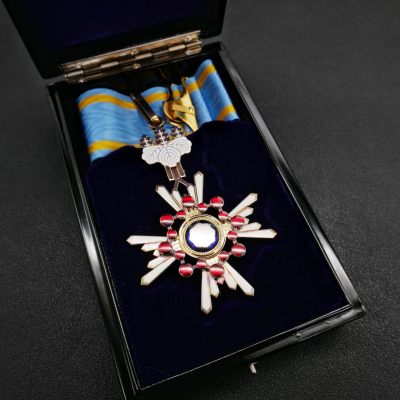 勋章奖章交易所9月17群拍 - 银质日本瑞宝中绶章