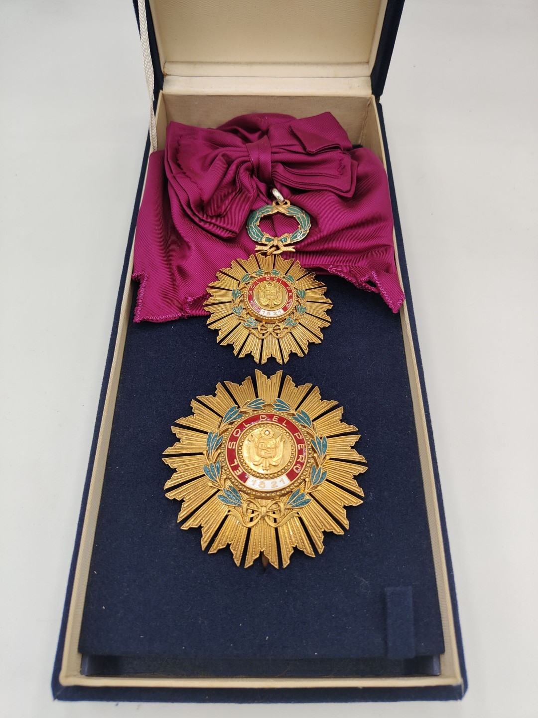 全场0元起拍 咸鱼国勋章拍卖专场 秘鲁太阳勋章 大绶章 秘鲁最高荣誉勋章