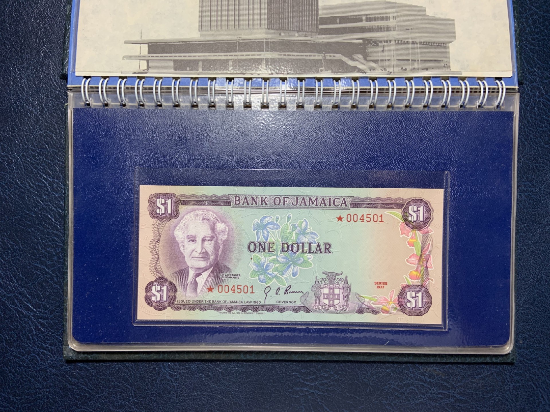 收藏联盟Quantum Auction 第190期拍卖(已更新) 牙买加1977年1-10元同号纸币 品相全新UNC  官方限量发行7500套收藏纪念册