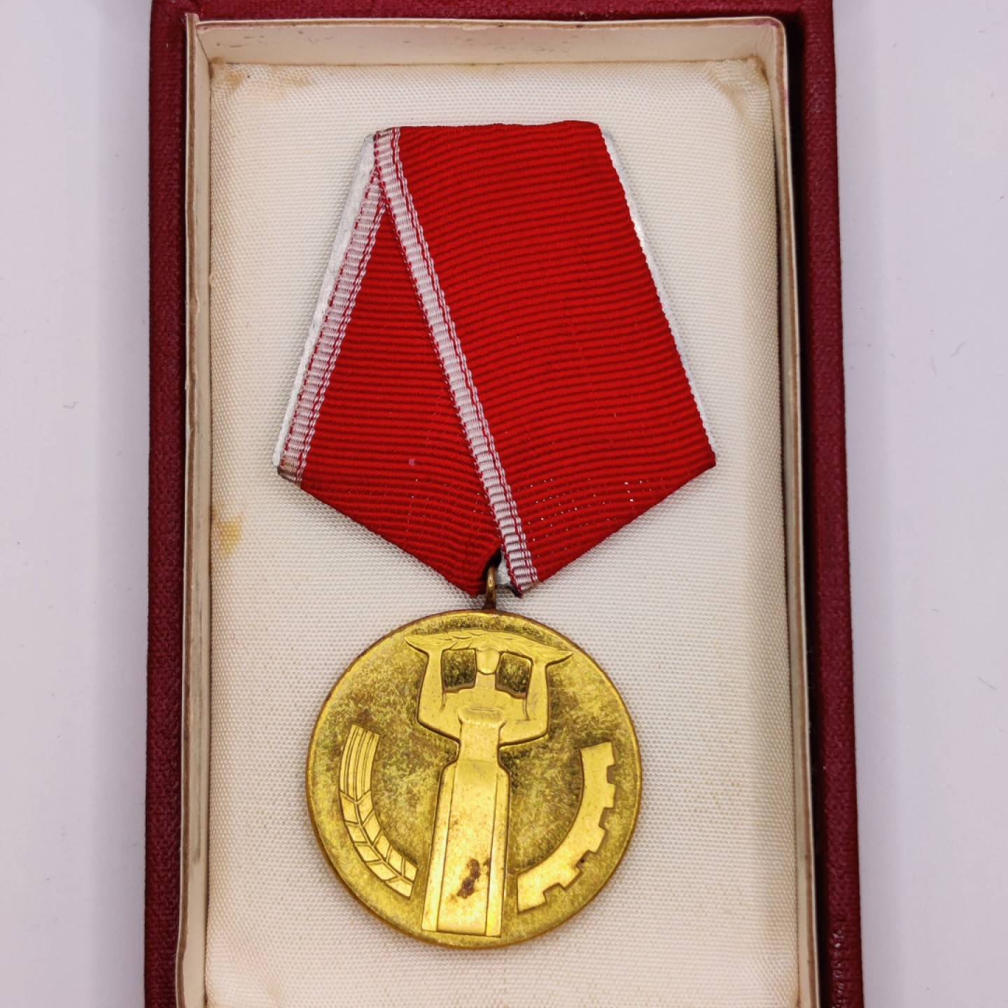 全场0元起拍 咸鱼国勋章拍卖专场 保加利亚建国25周年纪念章 带盒