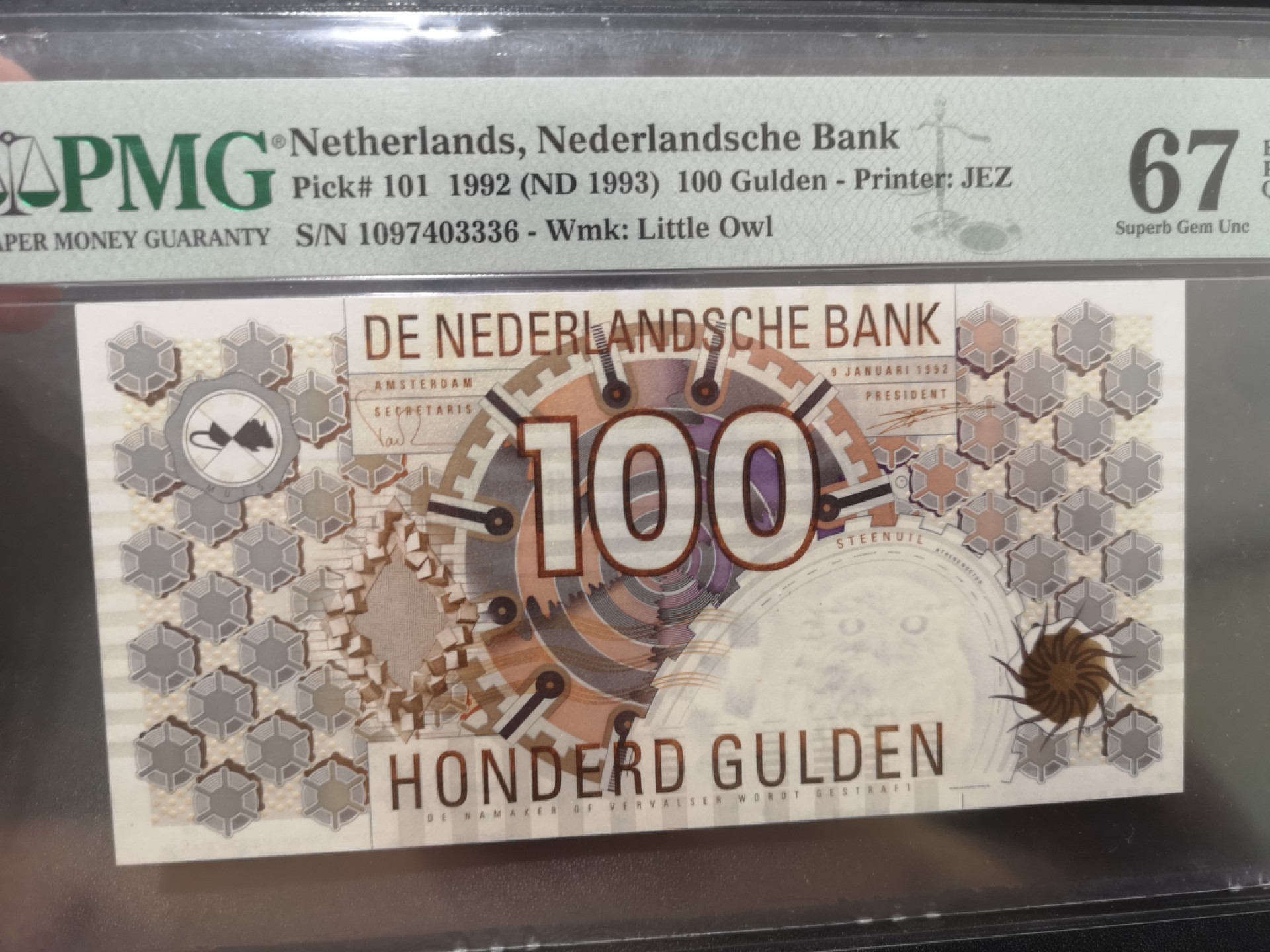 《外钞收藏家》第二百零二期 1992年荷兰齿轮版100盾 PMG67