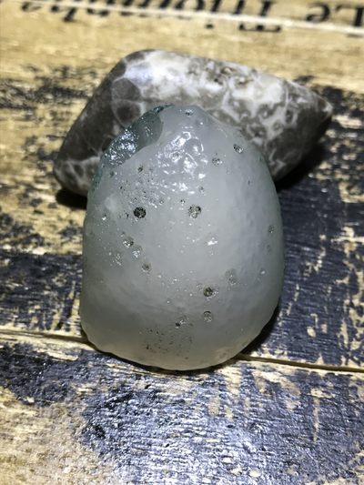 天然戈壁阿拉善麻皮玛瑙原石大吊坠一个， - 天然戈壁阿拉善麻皮玛瑙原石大吊坠一个，